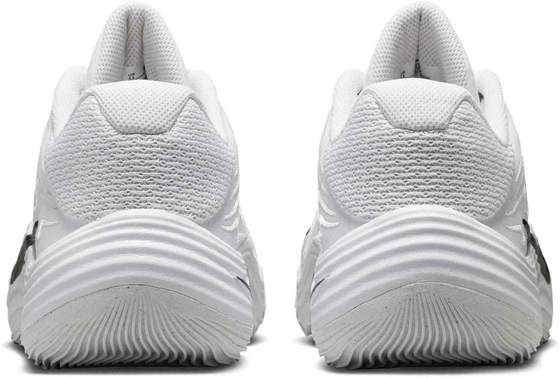NIKE Men's Basketball Shoes Precision 8 Low på