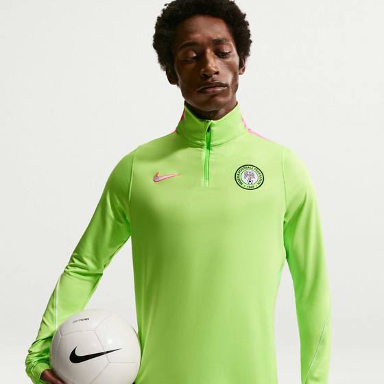 NIKE Men's Dri-fit Football Drill Top Nigeria Strike på