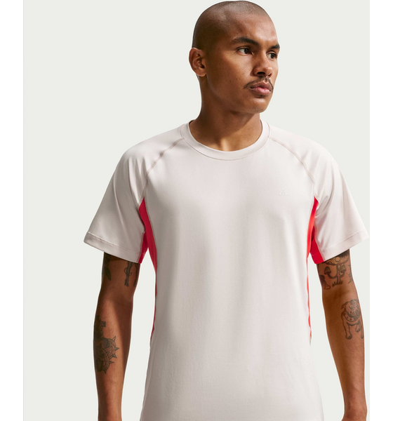 NIKE Men's Dri-fit Short-sleeve Base Layer Top Acg Wildsee på