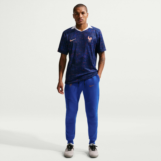 NIKE Men's Football Joggers Fff Tech Fleece på