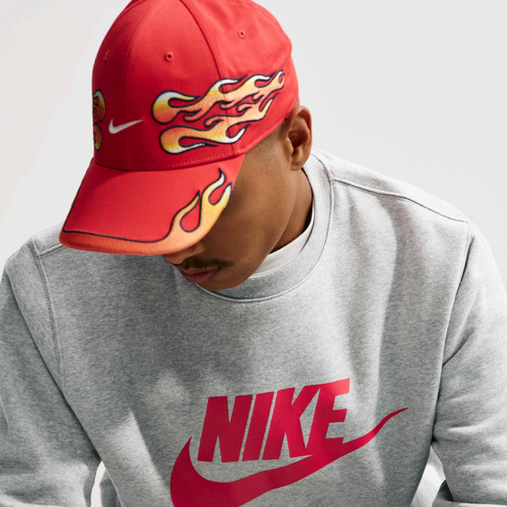 NIKE Men's Graphic Fleece Crew-neck Sweatshirt Sportswear Club på