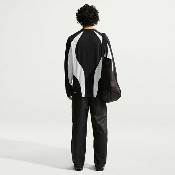 NIKE Men's Lightweight Trousers Windrunner på