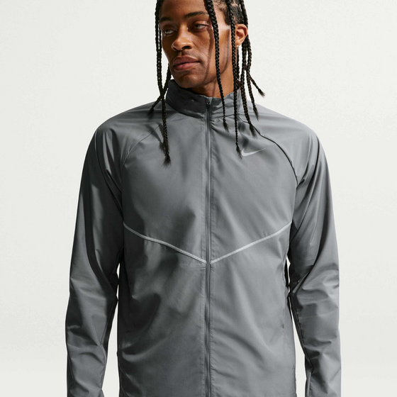 NIKE Men's Repel Uv Protection Running Jacket Miler på
