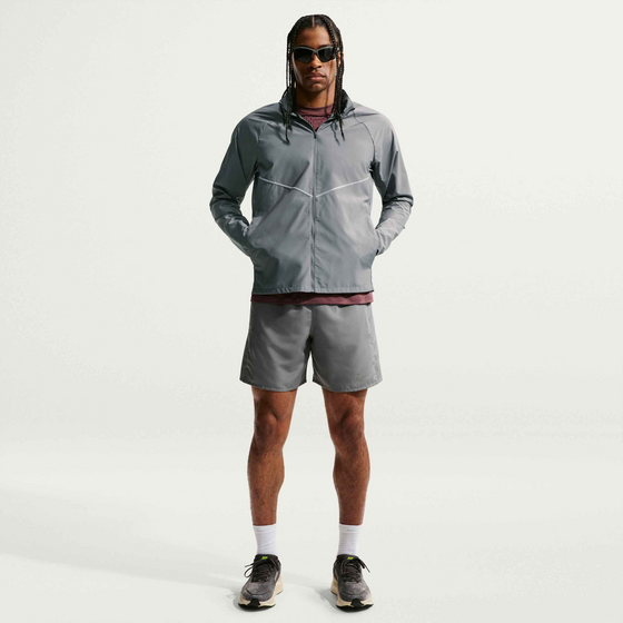 NIKE Men's Repel Uv Protection Running Jacket Miler på