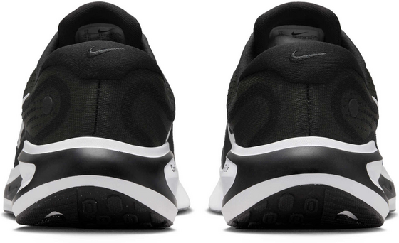 NIKE Men's Road Running Shoes Journey Run på