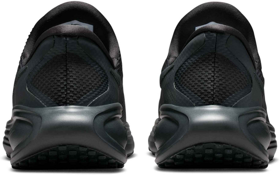 NIKE Men's Road Running Shoes Revolution 8 Easyon på