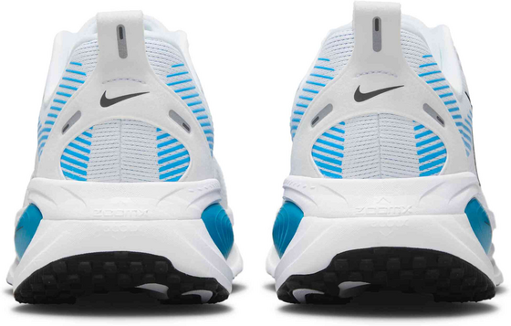 NIKE Men's Road Running Shoes Vomero 18 på