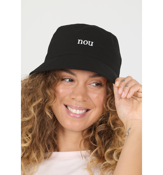 NOU Nicson på