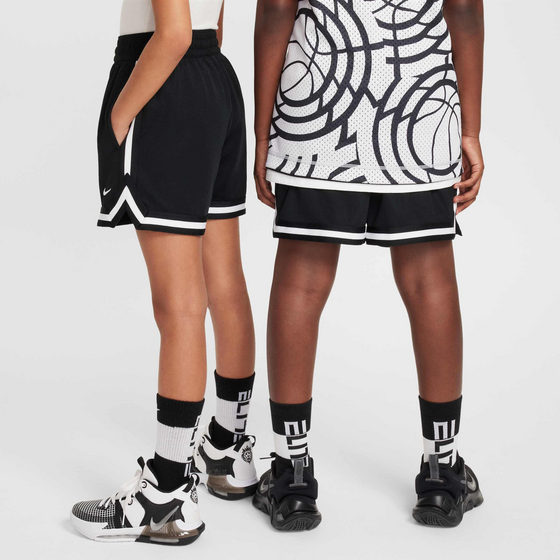 NIKE Older Kids' 12.5cm (approx.) Basketball Shorts Dna på