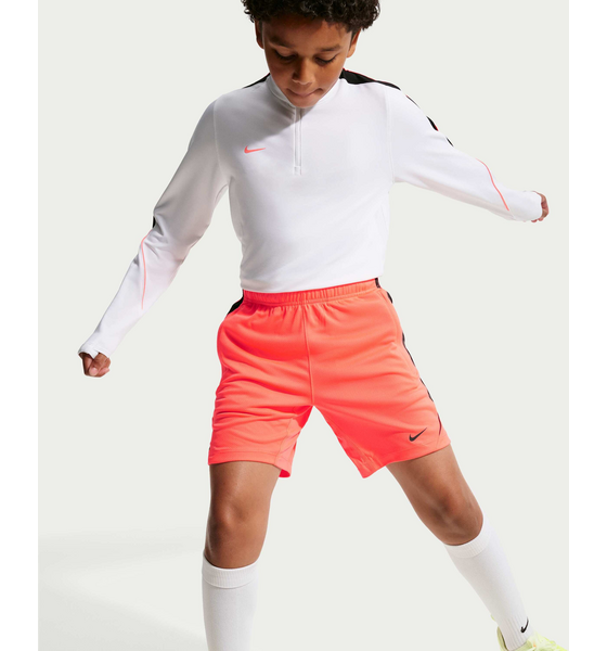 NIKE Older Kids' Dri-fit Football Shorts Strike på