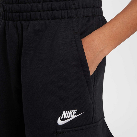 NIKE Older Kids' French Terry Cargo Shorts Sportswear Club på