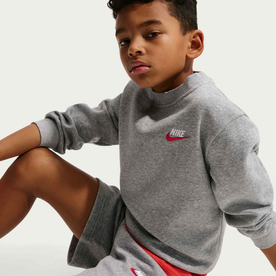 NIKE Older Kids' French Terry Shorts Sportswear Club Fleece på