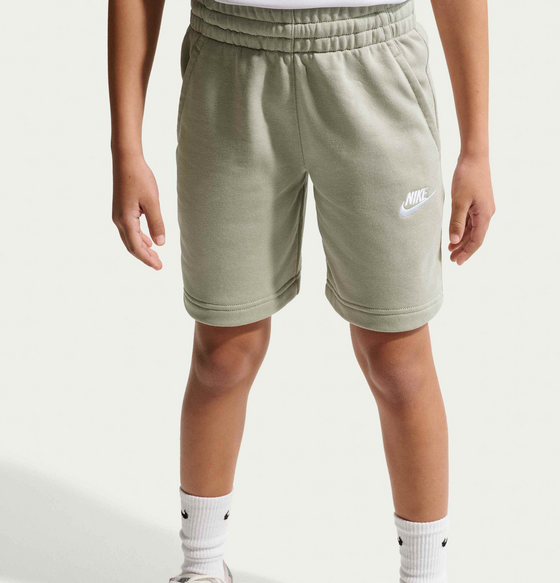 NIKE Older Kids' French Terry Shorts Sportswear Club Fleece på