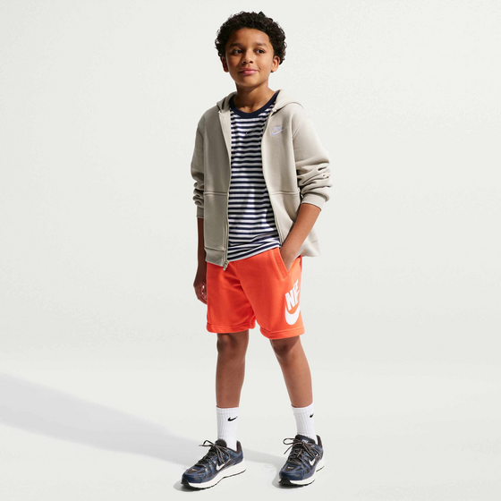 NIKE Older Kids' French Terry Shorts Sportswear Club Fleece på