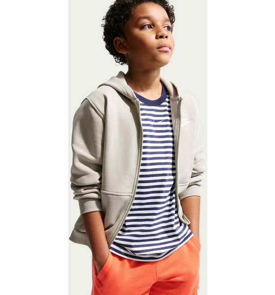 NIKE Older Kids' French Terry Shorts Sportswear Club Fleece på