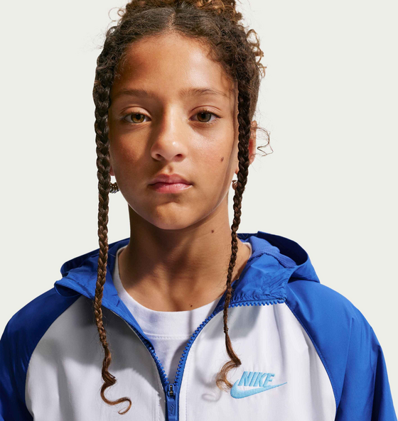 NIKE Older Kids' Hooded Repel Jacket Sportswear Windrunner på