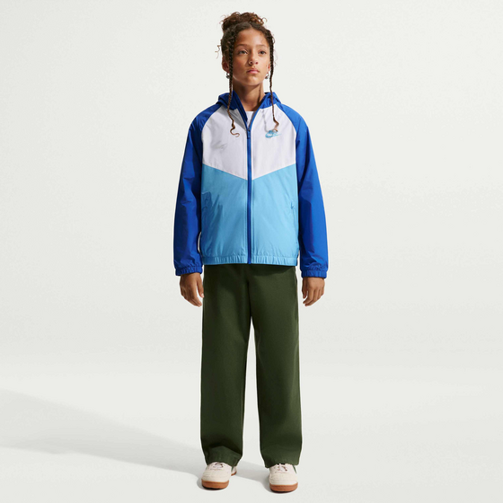 NIKE Older Kids' Hooded Repel Jacket Sportswear Windrunner på