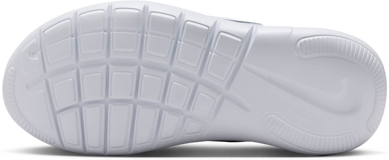 NIKE Older Kids' Running Shoes Flex Runner 4 på