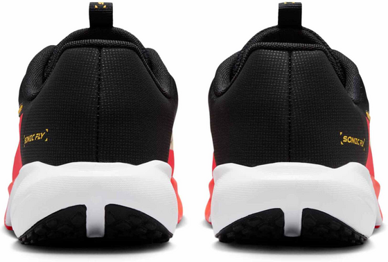 NIKE Older Kids' Running Shoes Sonic Fly på