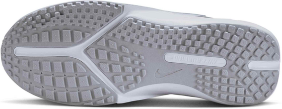 NIKE Older Kids' Running Shoes Sonic Fly på