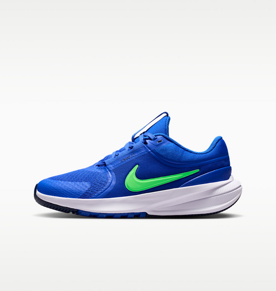 NIKE J Star Runner 5 Gs på