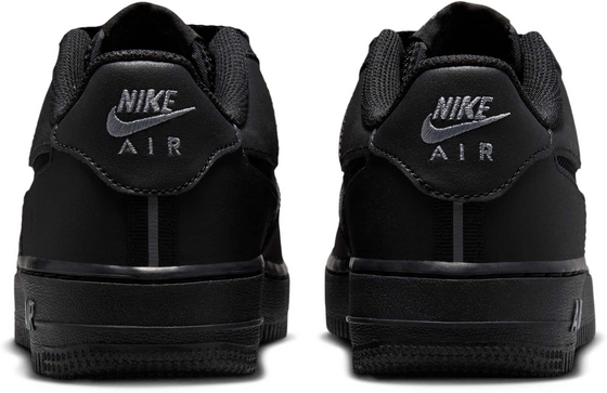 NIKE Older Kids' Shoes Air Force 1 Lv8 på
