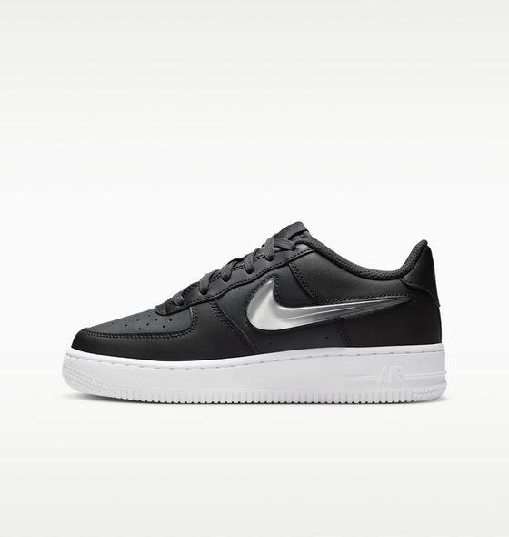 NIKE Older Kids' Shoes Air Force 1 på
