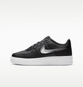 NIKE Older Kids' Shoes Air Force 1 på