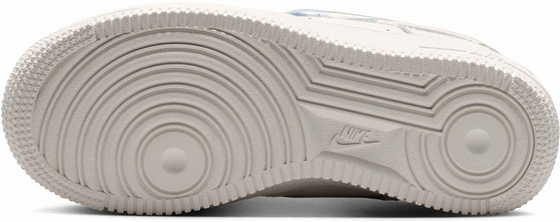 NIKE Older Kids' Shoes Air Force 1 på