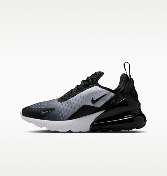 NIKE J AIR MAX 270 BG på