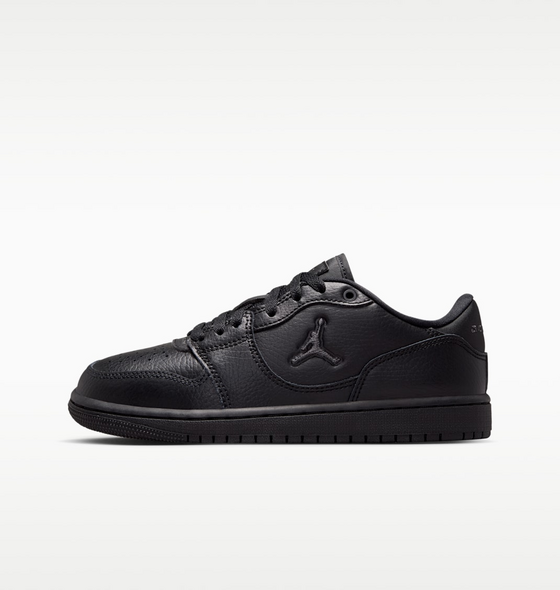 JORDAN J ACCESS COURT LOW GS på