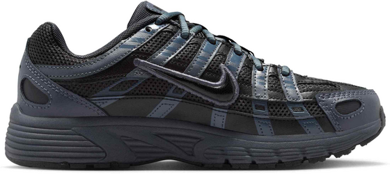 NIKE Older Kids' Shoes P-6000 på