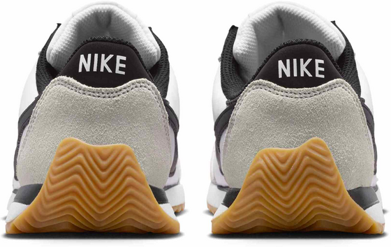 NIKE Older Kids' Shoes Pacific på