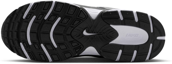 NIKE Older Kids' Shoes V5 Rnr på