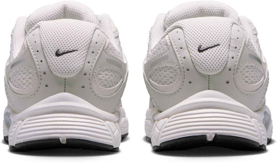 NIKE Older Kids' Shoes V5 Rnr på