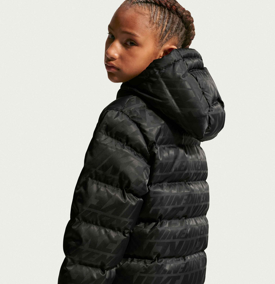 NIKE Older Kids' Therma-fit Loose Hooded Puffer Jacket Sportswear 'all Day Play' på