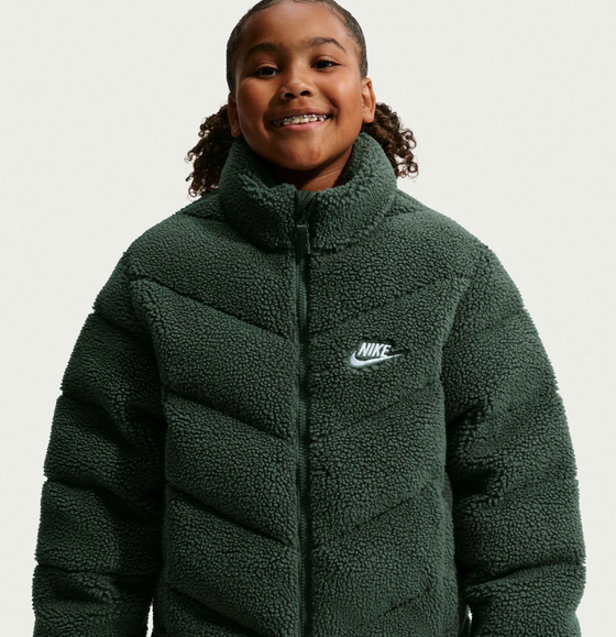 NIKE Older Kids' Therma-fit Loose Puffer Jacket Sportswear på
