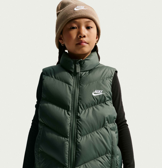 NIKE Older Kids' Therma-fit Loose-fit Puffer Gilet Sportswear All Day Play på