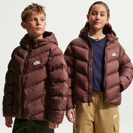 NIKE Older Kids' Therma-fit Loose-fit Puffer Jacket Sportswear All Day Play på