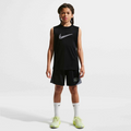 NIKE Older Kids' (boys') Dri-fit Knit Shorts Multi på