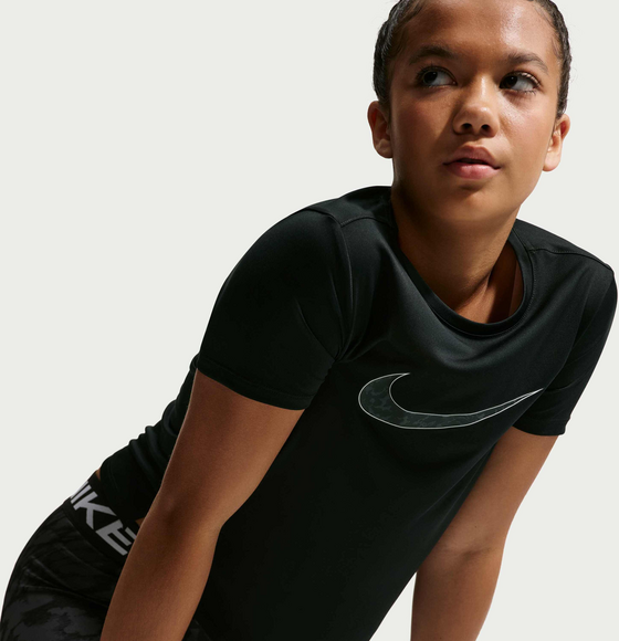NIKE Older Kids' (girls') Top Pro på