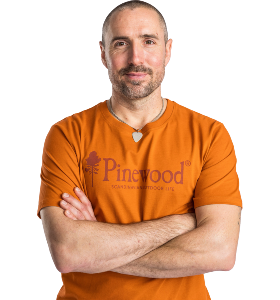 PINEWOOD Outdoor Life T-shirt på
