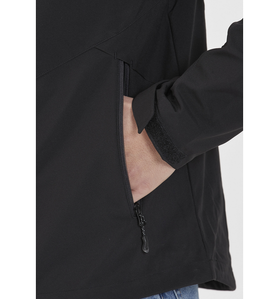 WHISTLER Rodney Softshell Jacket på