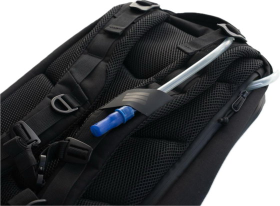 SUBTECH SPORTS SUBTECH Drypack 28L på