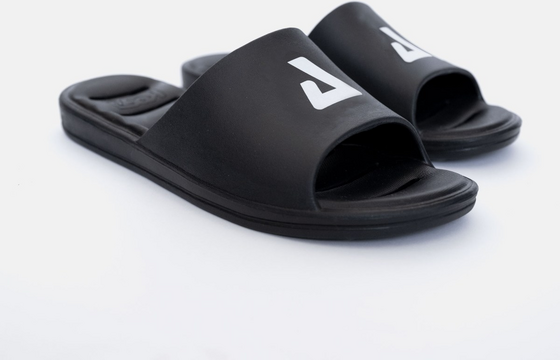 KOSA Slippers Black på