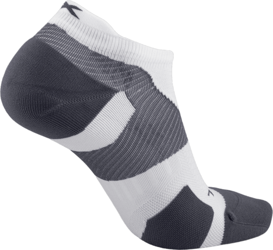 2XU Vectr Light Cushion No Show Socks på