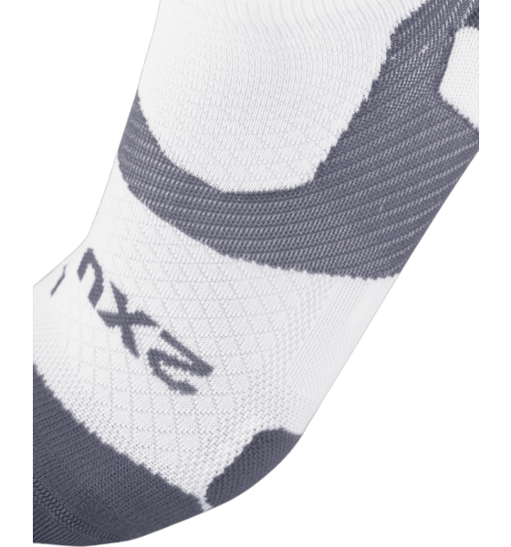 2XU Vectr Light Cushion No Show Socks på