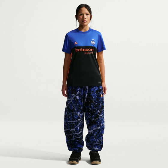 NIKE Women's Acg Dri-fit Football Replica Shirt Inter Milan 2026 Stadium Se på