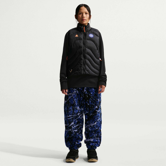 NIKE Women's Acg Therma-fit Adv Football Vest Inter Milan 'lava Flow' Se på