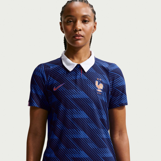 NIKE Women's Aero-fit Football Shirt France National Team 2026 Match Home på